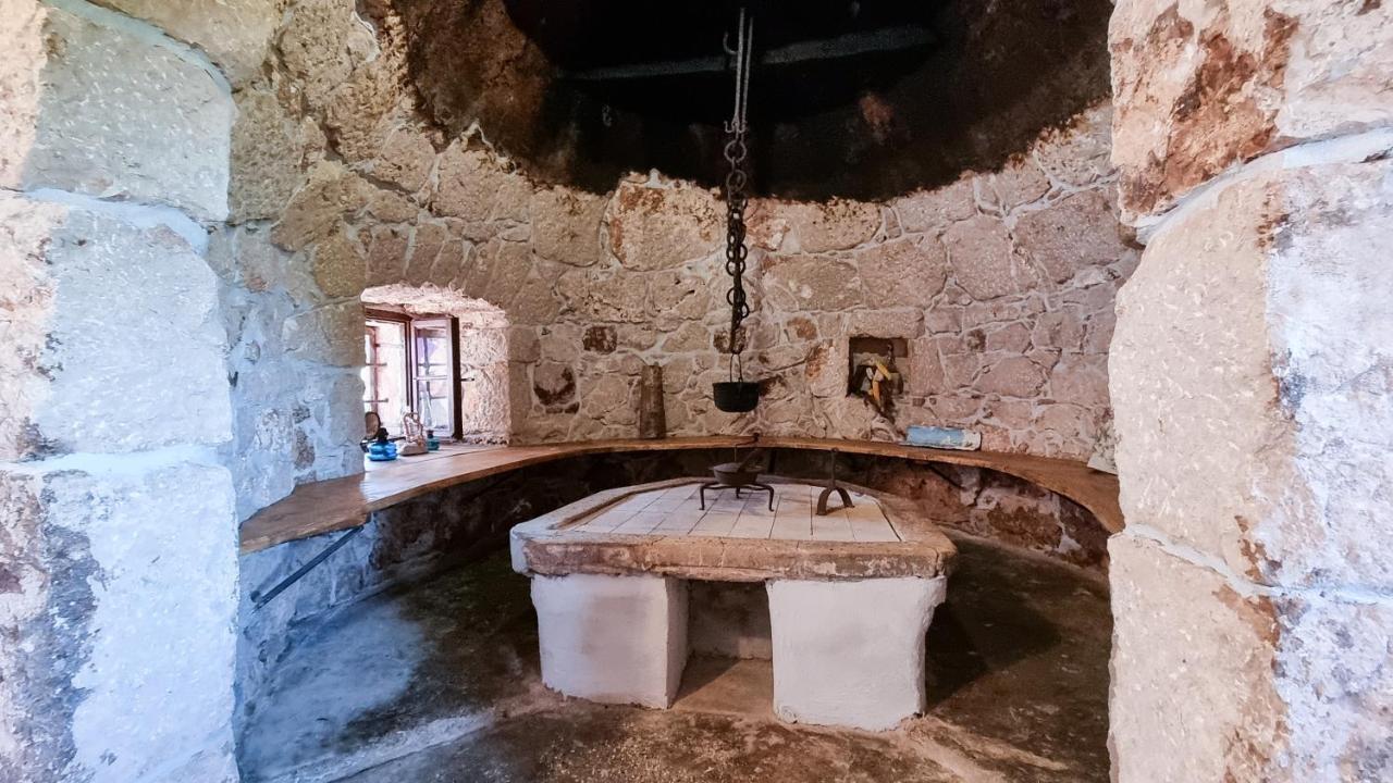 Captain'S House - Kamenjari, Plomin Villa Zagorje Esterno foto